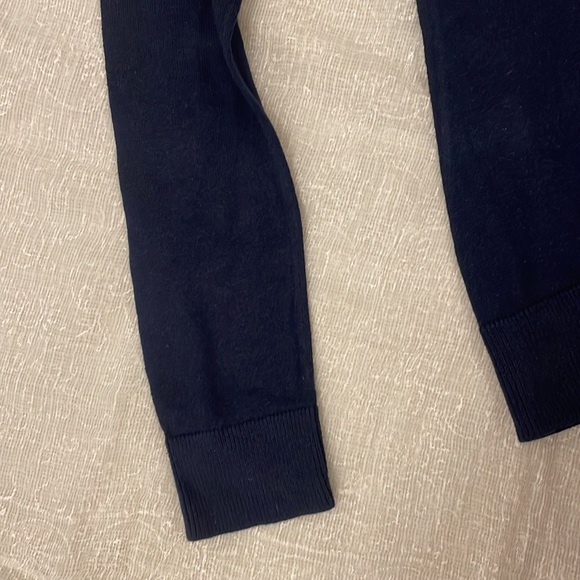 FOREVER21 front open V-neck sweater - Picture 7 of 7